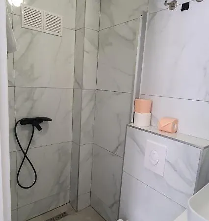 Apartment Amstel Brela - 100M From The Sea 아파트