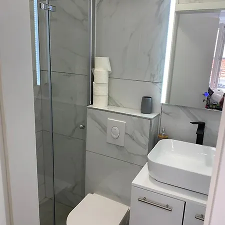 아파트 Apartment Amstel Brela - 100M From The Sea *